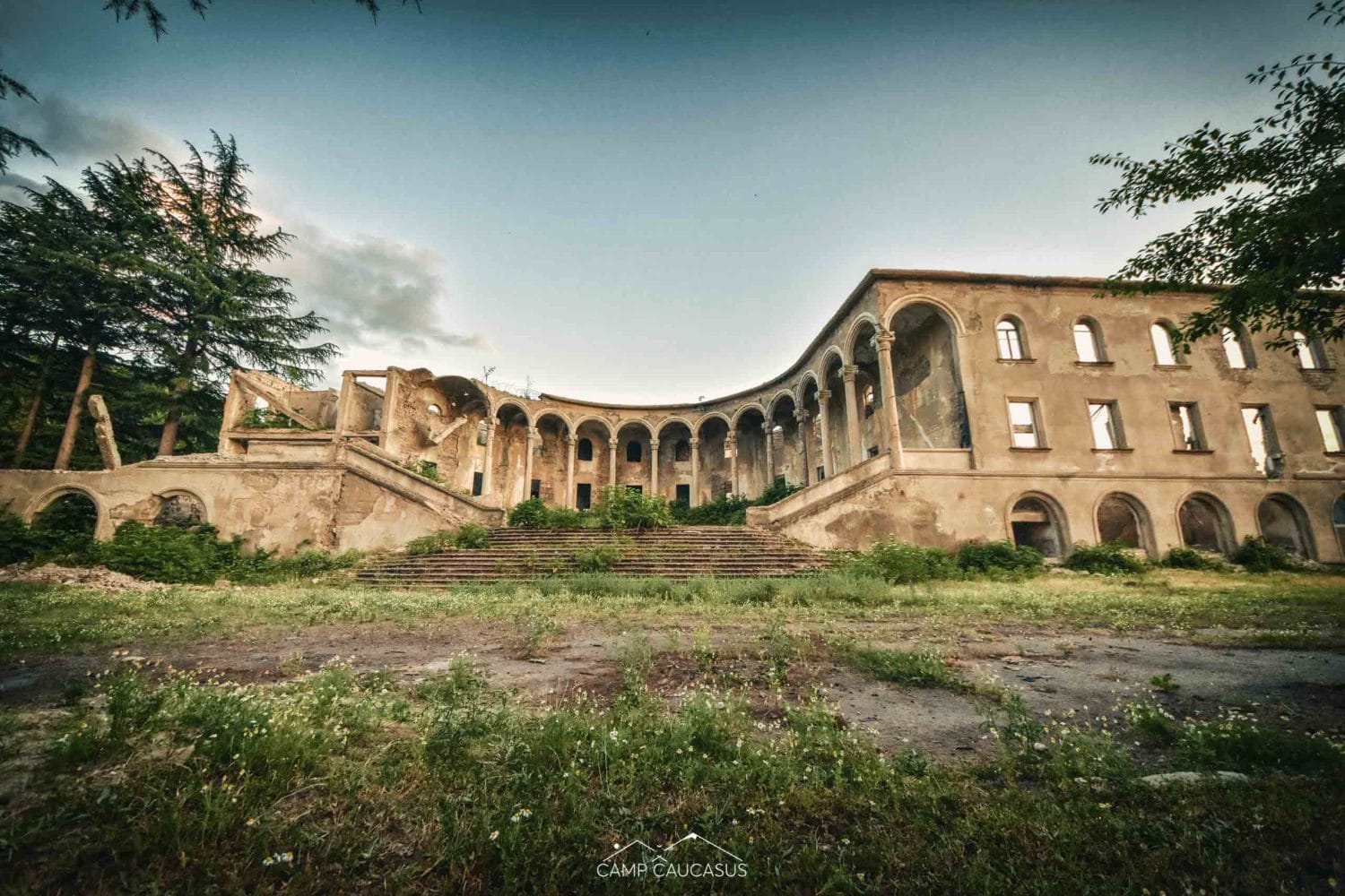 Chiatura tour Urbex Cable car abandoned places Georgia Camp Caucasus (3)