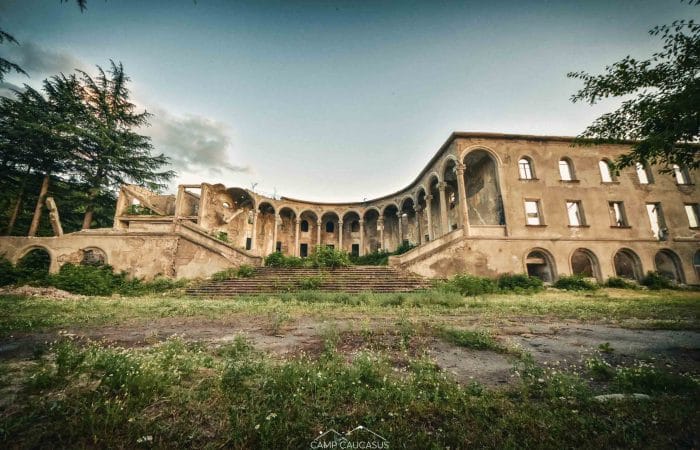 Chiatura tour Urbex Cable car abandoned places Georgia Camp Caucasus (3)