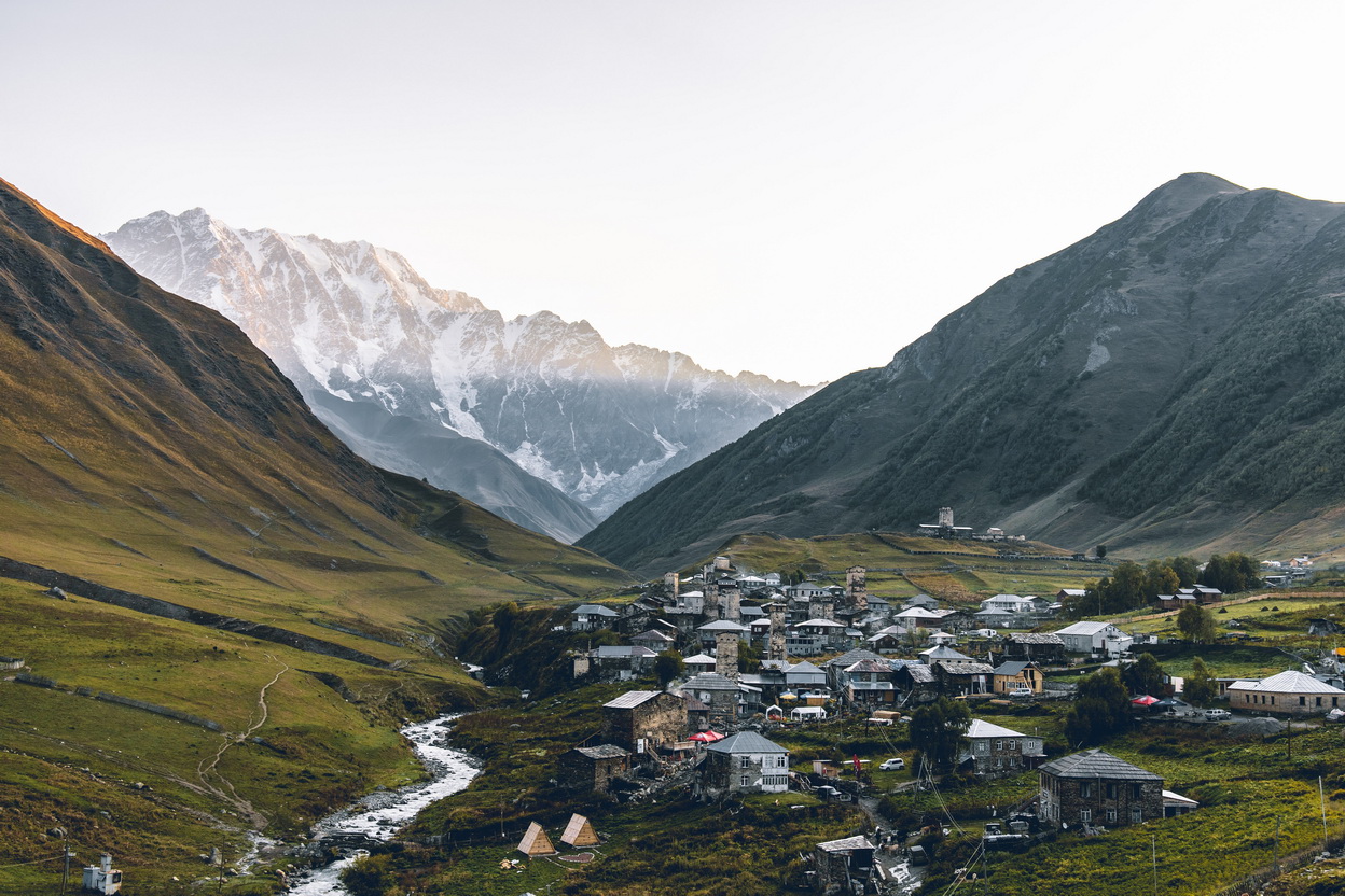georgia travel hiking camp caucasus unsplash (10)