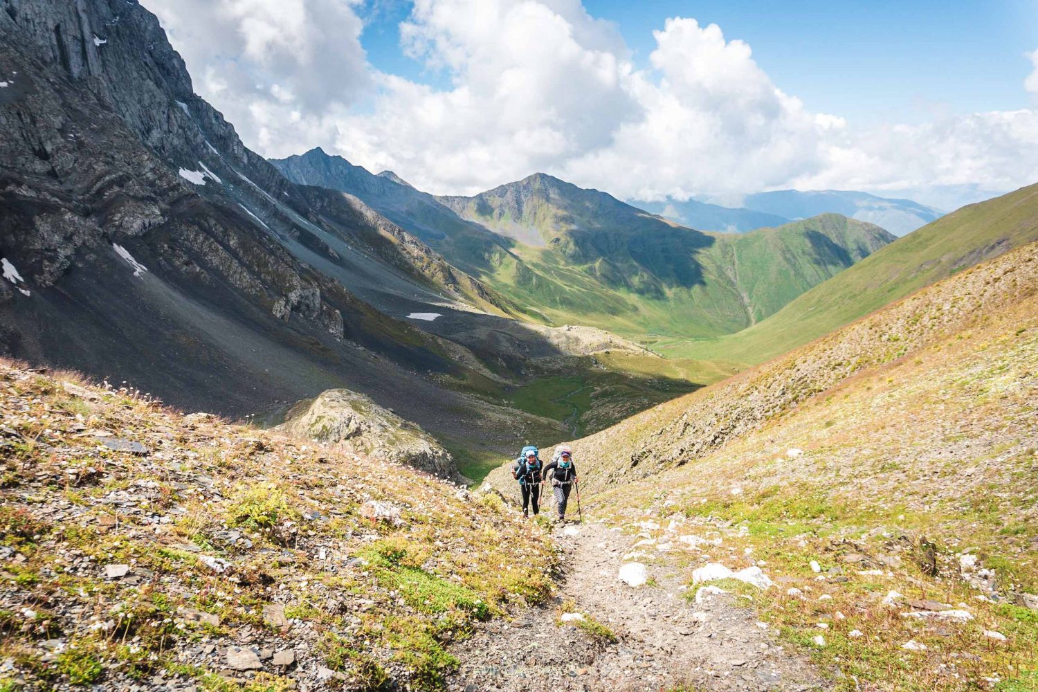 juta valley kazbegi hiking tour camp caucasus adventure self guided (7)