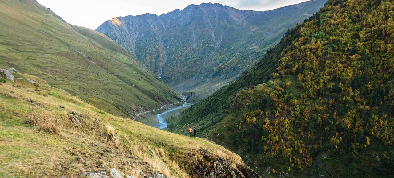 omalo-shatili trail tusheti hiking georgia camp caucasus atsunta (18)