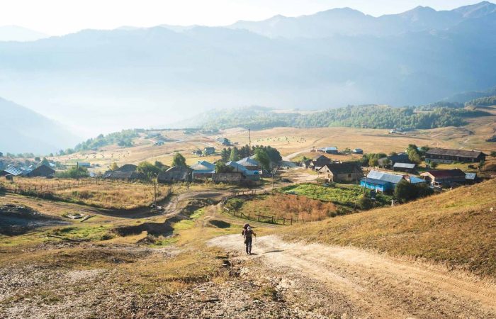 omalo-shatili trail tusheti hiking georgia camp caucasus atsunta (4)