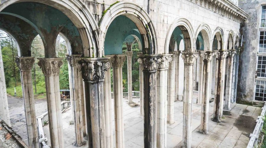 medea sanatourium columns at tskaltubo sanatoriums urbex soviet tour