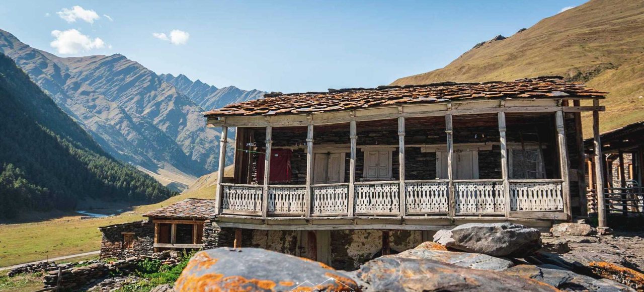 tusheti georgia tush houses caucasus mountains villages gruzija(5)