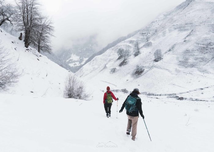 valley hiking near gudauri kvesheti georgia winter trails snowshoes camp caucasus (5)