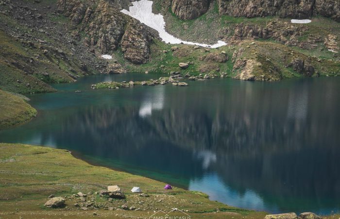 Lakeside reflection on Tobavarchkhili trekking route in Georgia