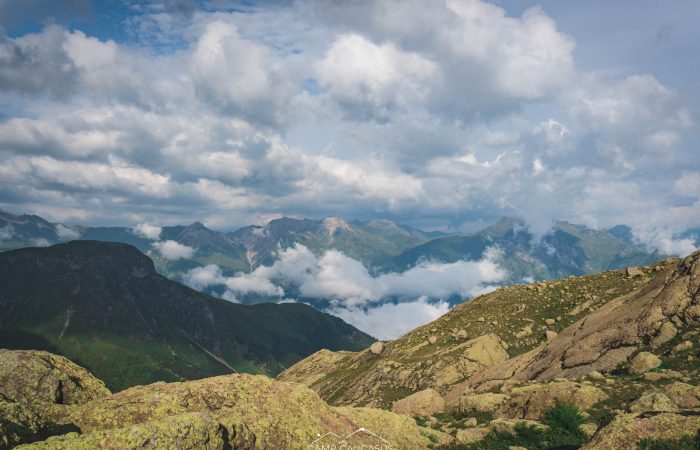 Rolling hills and crystal lakes on multi-day Tobavarchkhili hike