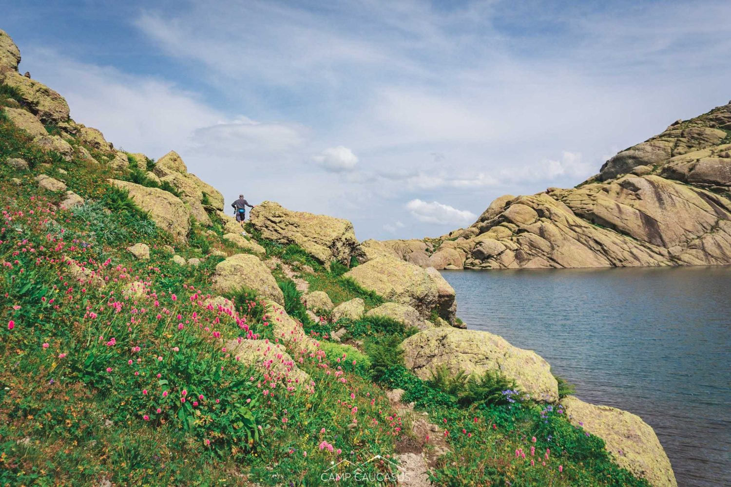 Panoramic views of rugged highlands on Tobavarchkhili hiking route