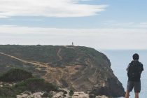 Algarve Coastal Hike – Cabo de São Vicente Cliffs and lighthouse at Cabo de São Vicente on the Fisherman’s Trail, Portugal.
